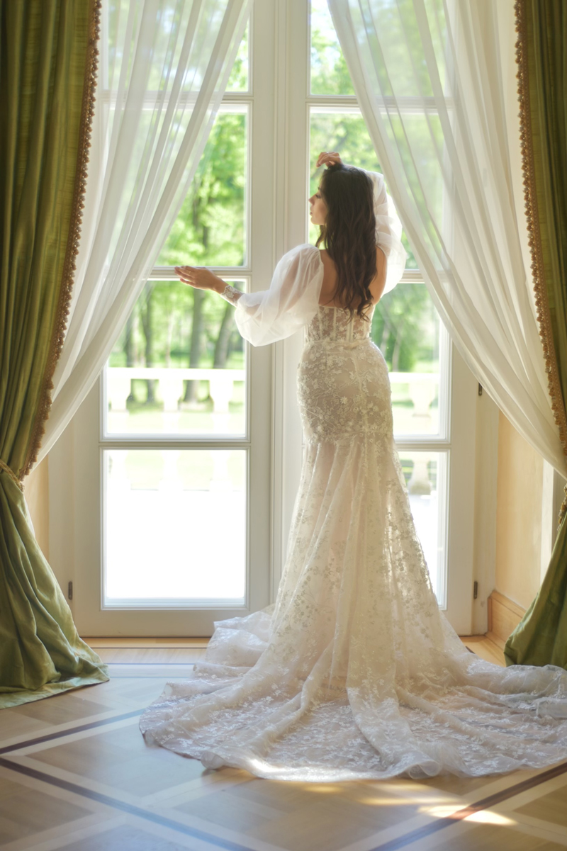 Suknia Ślubna z długim rękawem